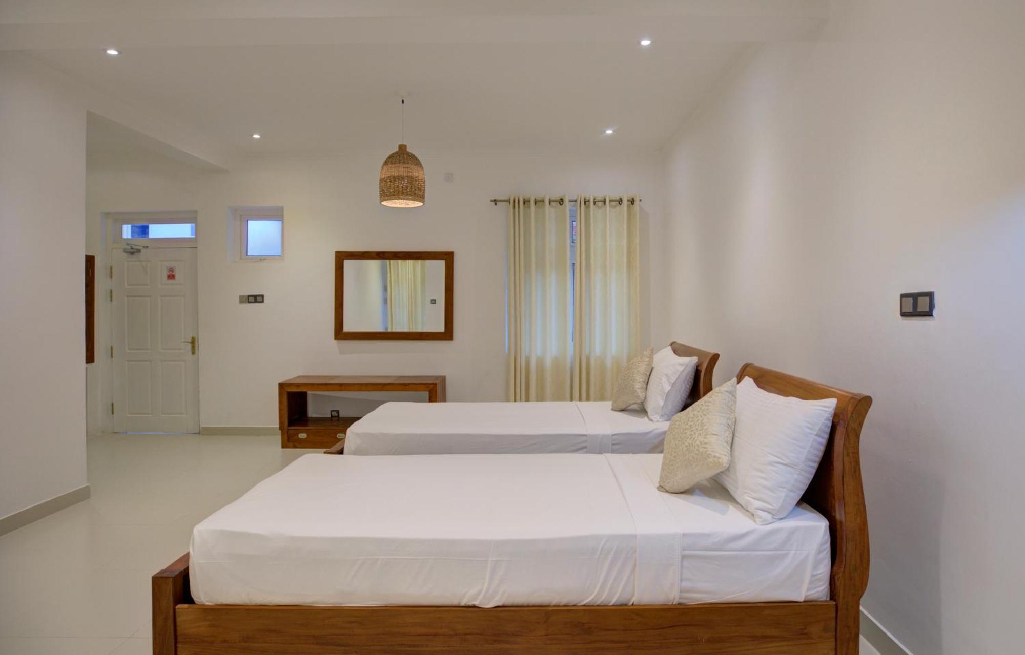 גמפולה Rose Hill Bungalow מראה חיצוני תמונה